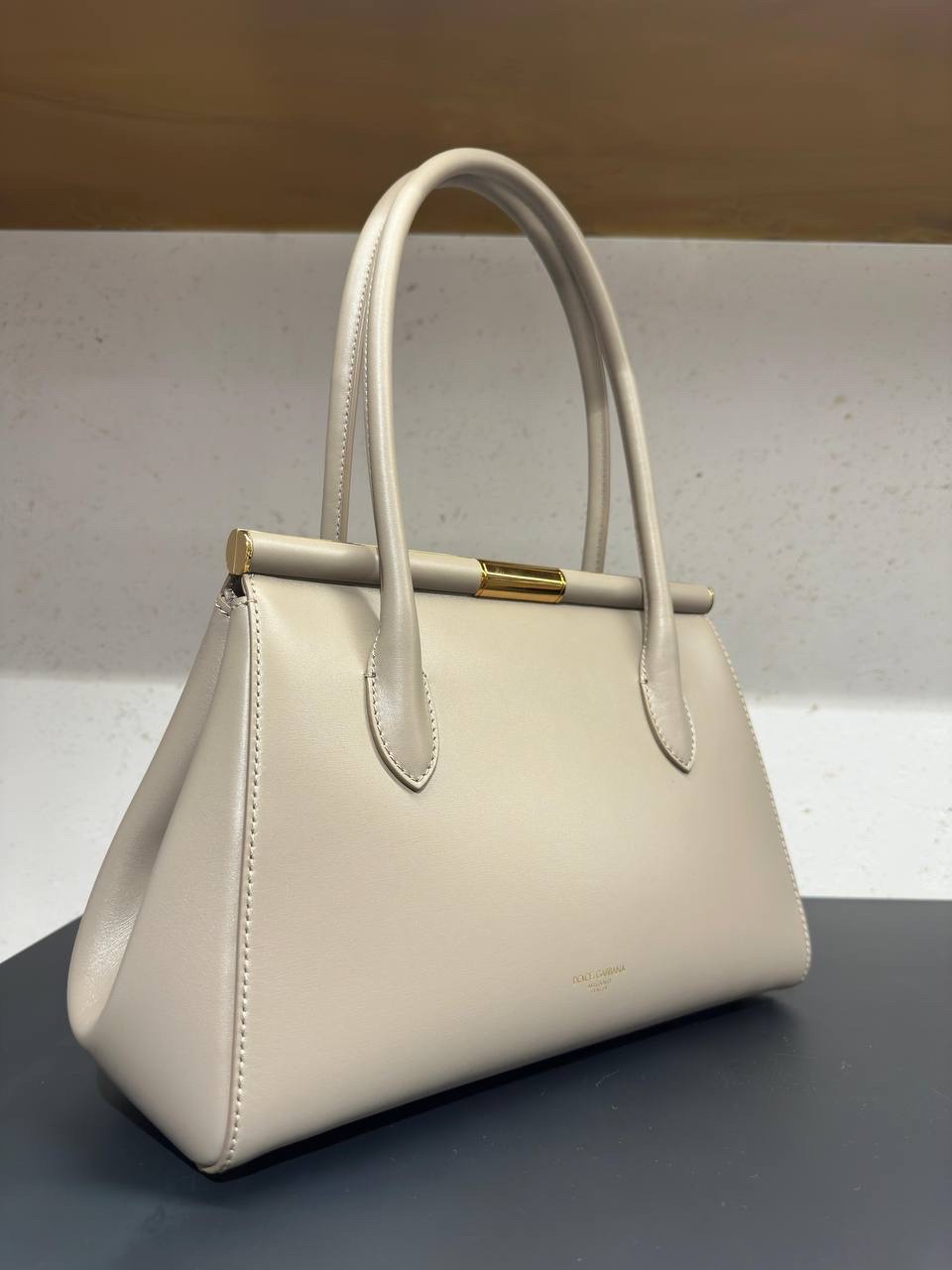 DOLCE & GABBANA Shoulder bags side view - Women's luxury Bags