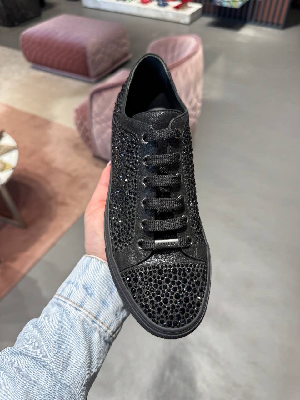 LE SILLA Sneakers side view - Women's luxury Shoes