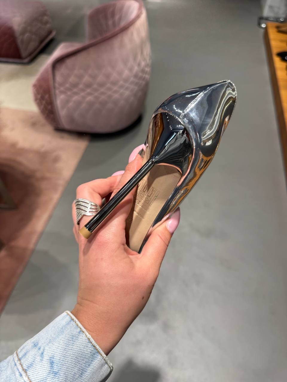 LE SILLA Pumps side view - Women's luxury Shoes