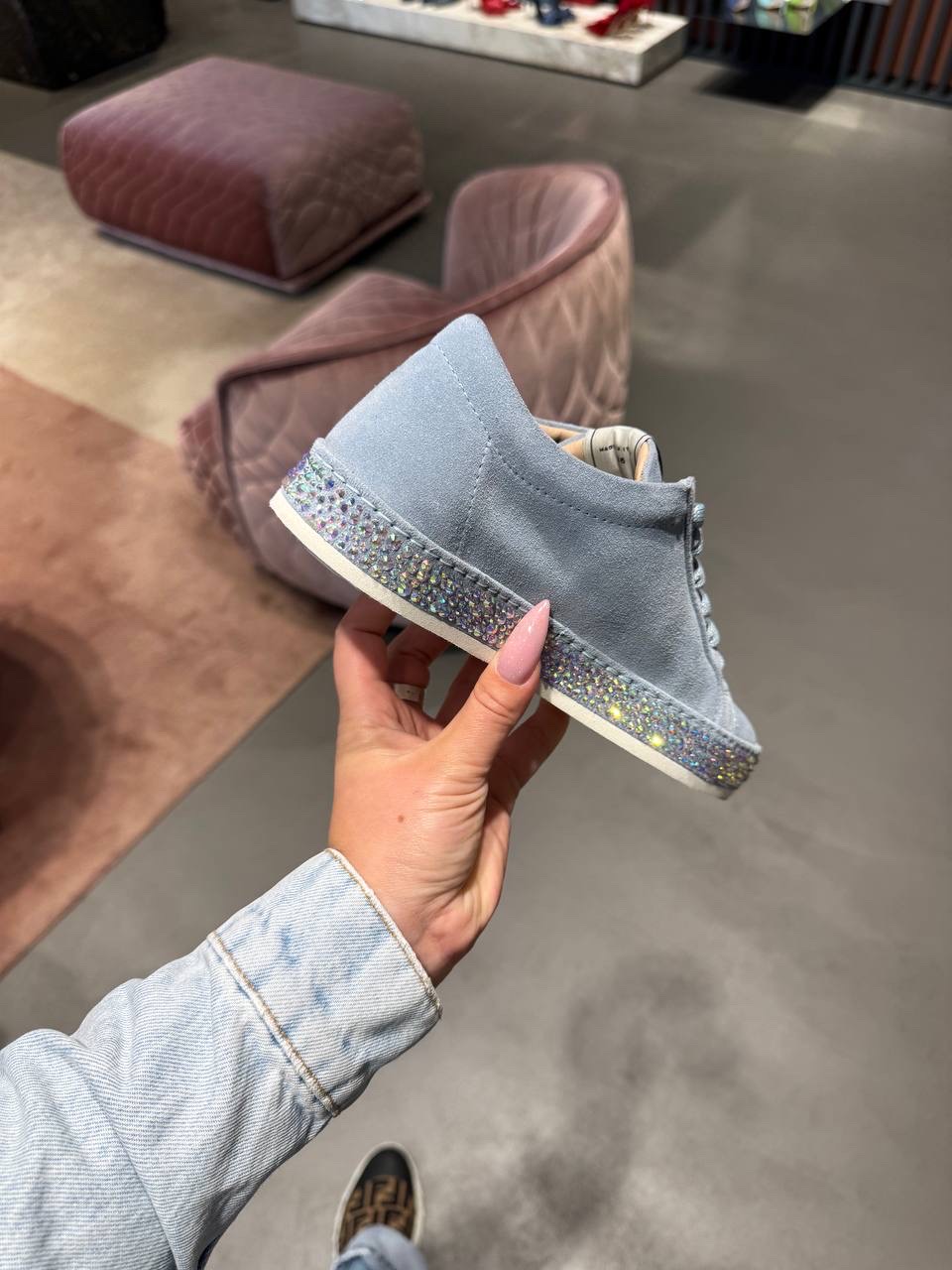 LE SILLA Sneakers side view - Women's luxury Shoes