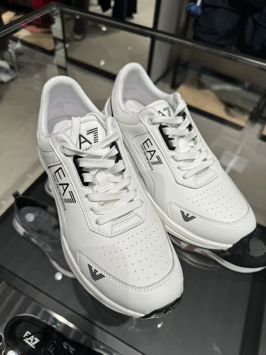 EMPORIO ARMANI Sneakers side view - Men's luxury Shoes