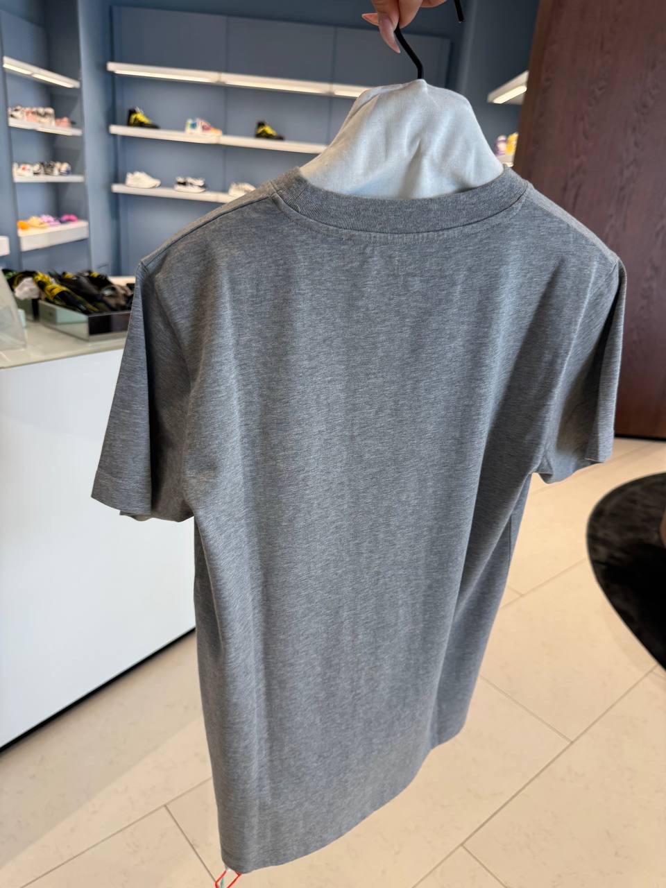 OFF-WHITE T-shirt and Polo side view - Men's luxury Clothes