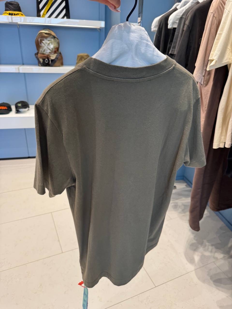 OFF-WHITE T-shirt and Polo side view - Men's luxury Clothes