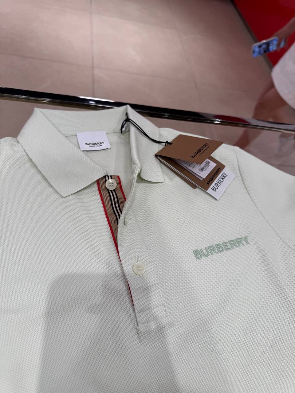 BURBERRY T-shirt and Polo side view - Men's luxury Clothes