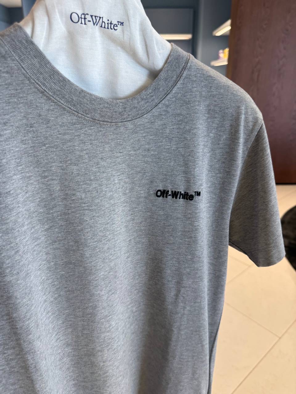 OFF-WHITE T-shirt and Polo side view - Men's luxury Clothes