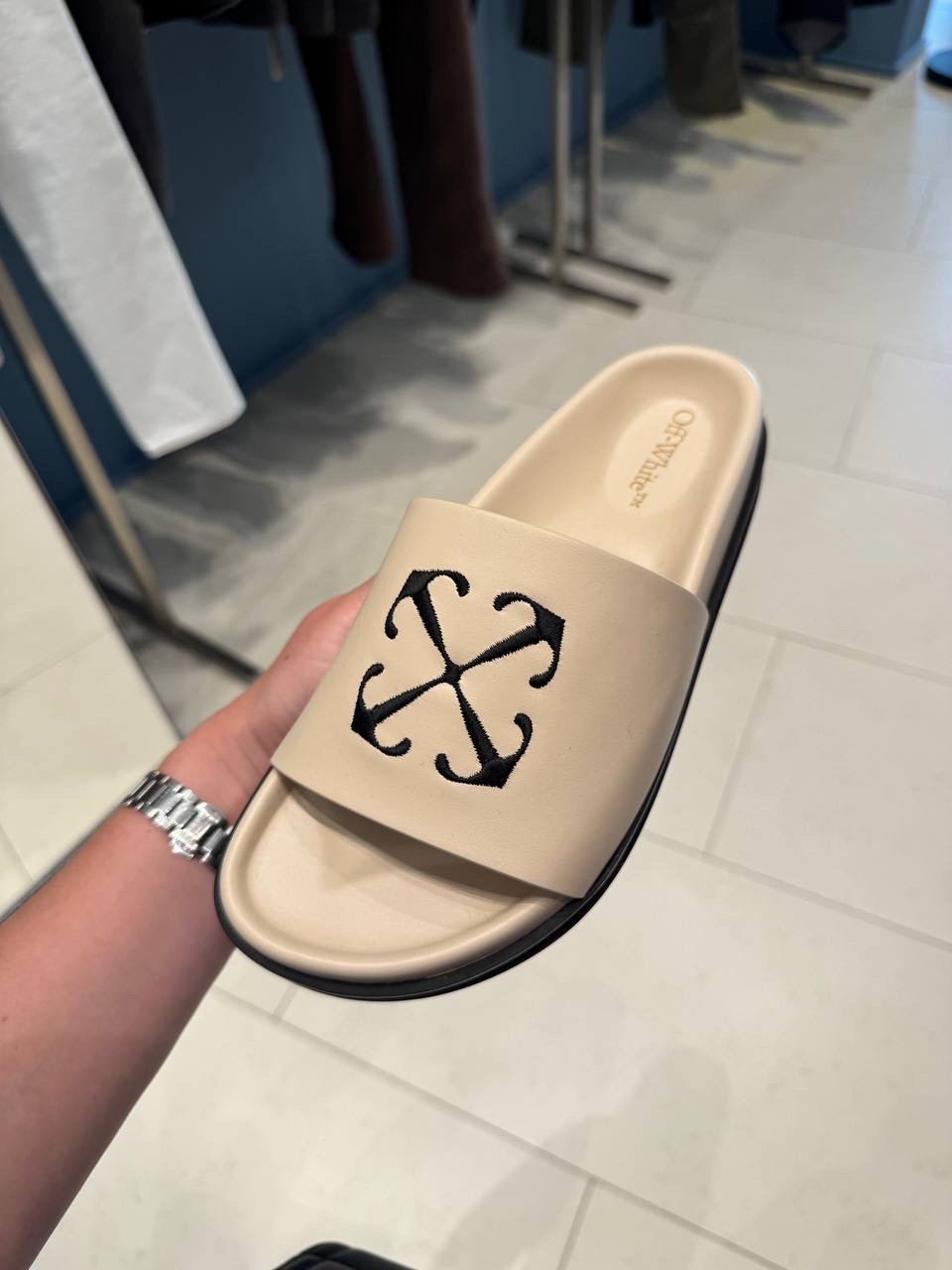 OFF-WHITE Slides side view - Men's luxury Shoes