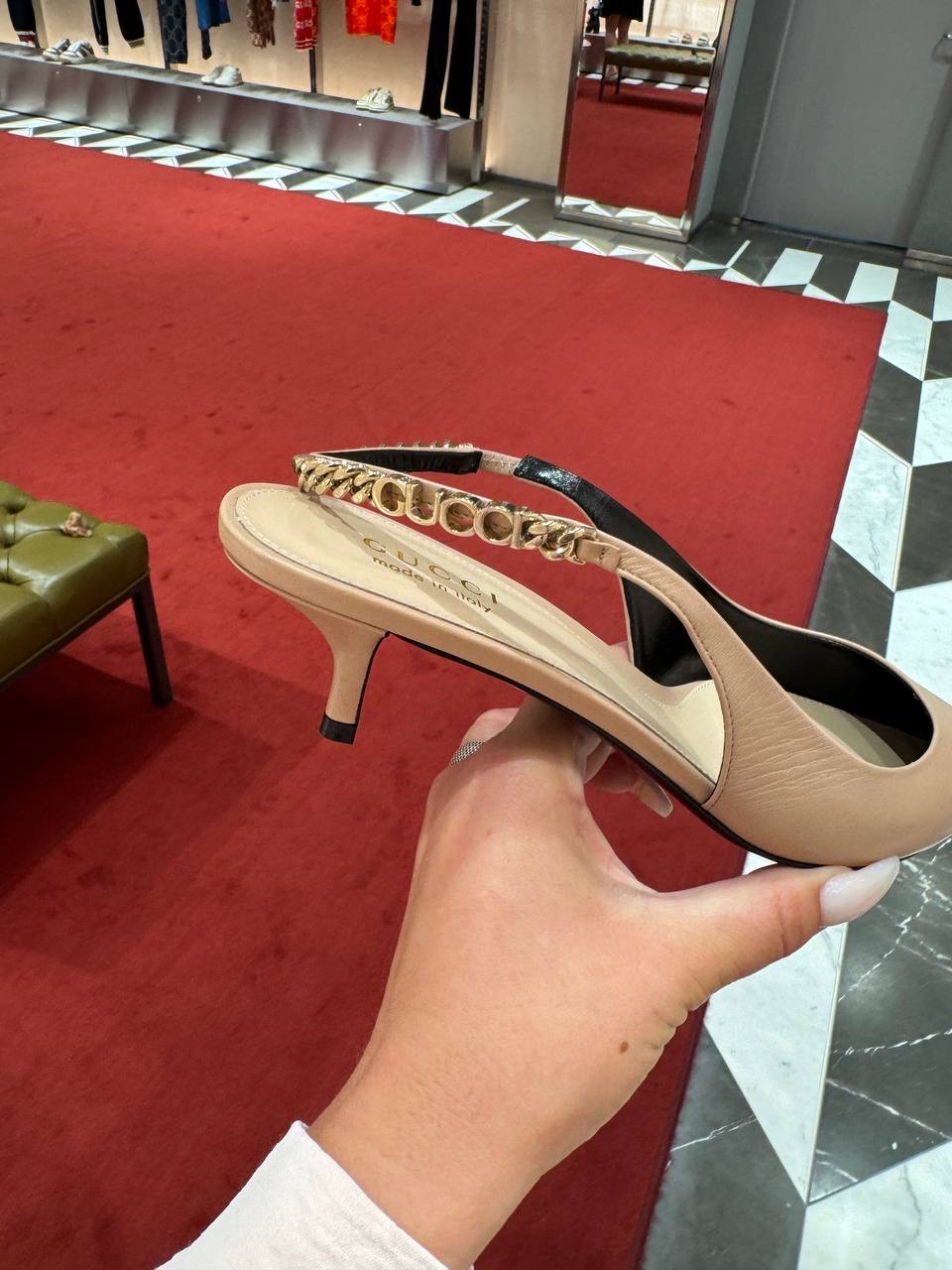 GUCCI Sandals side view - Women's luxury Shoes