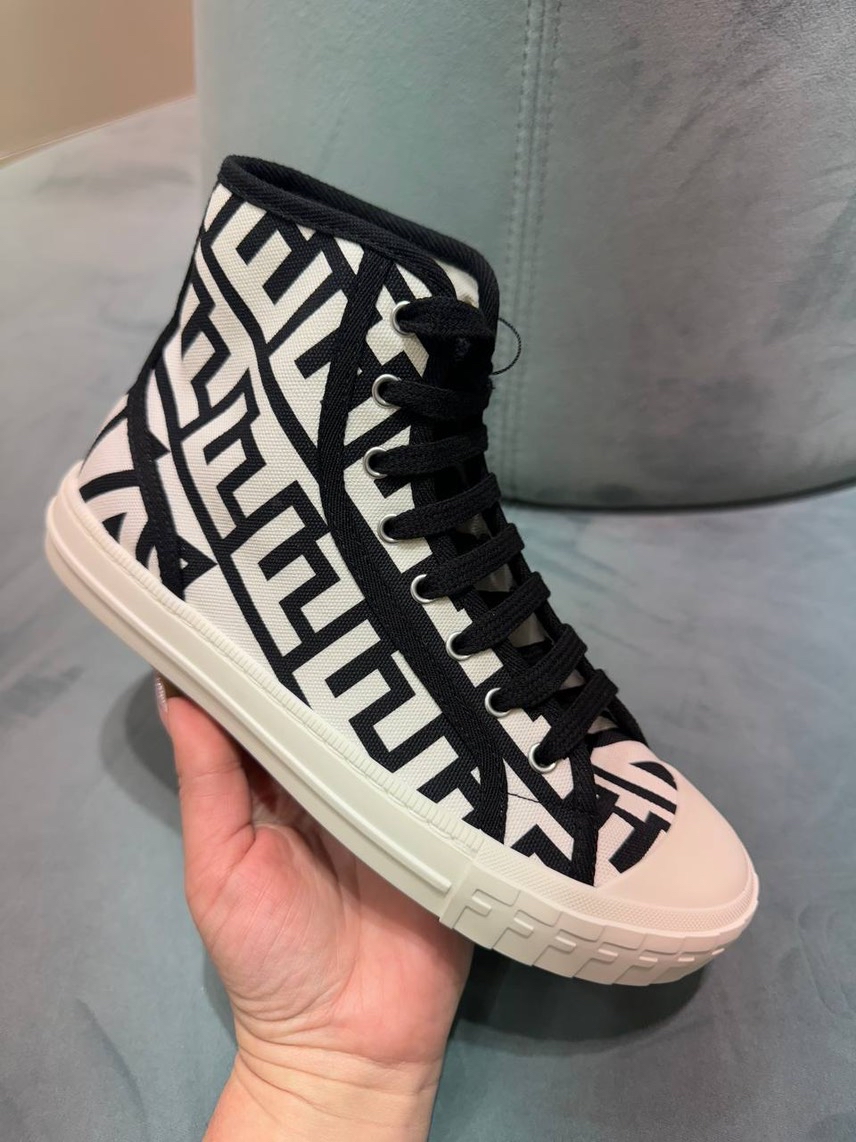FENDI Boots front view - Women's luxury Shoes