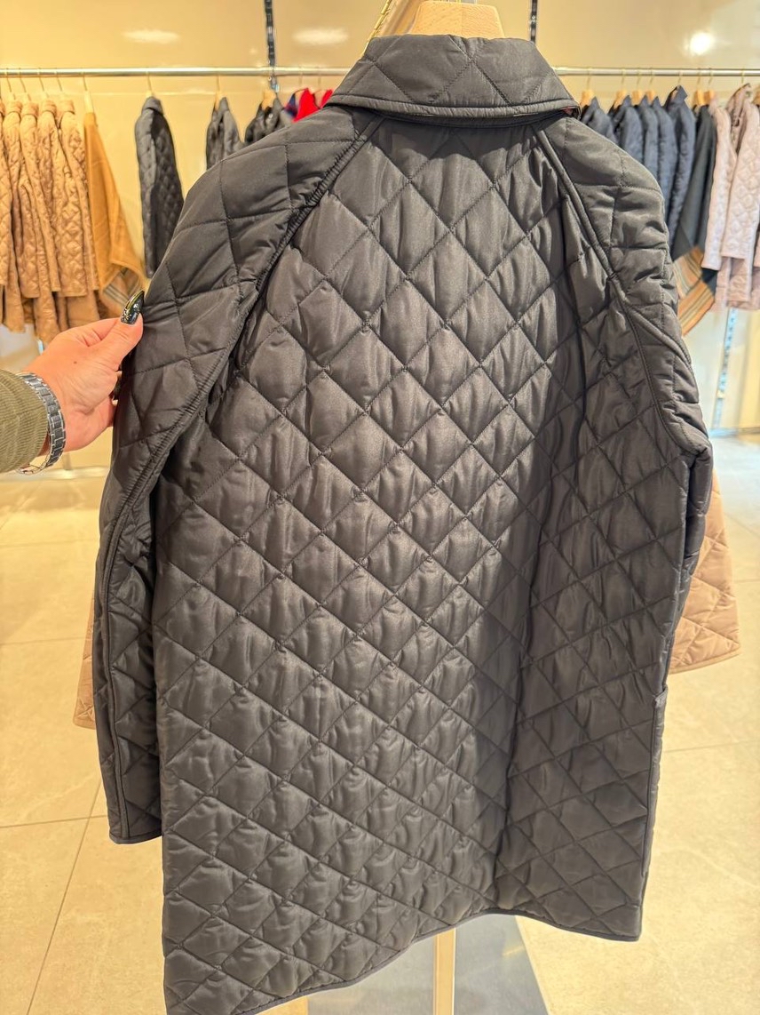 BURBERRY Down jacket side view - Women's luxury Clothes