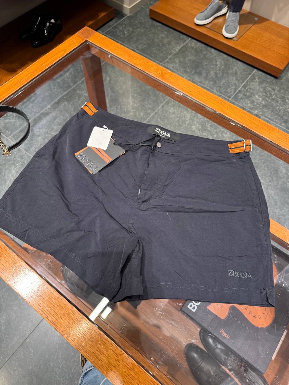 ERMENEGILDO ZEGNA Shorts side view - Men's luxury Clothes