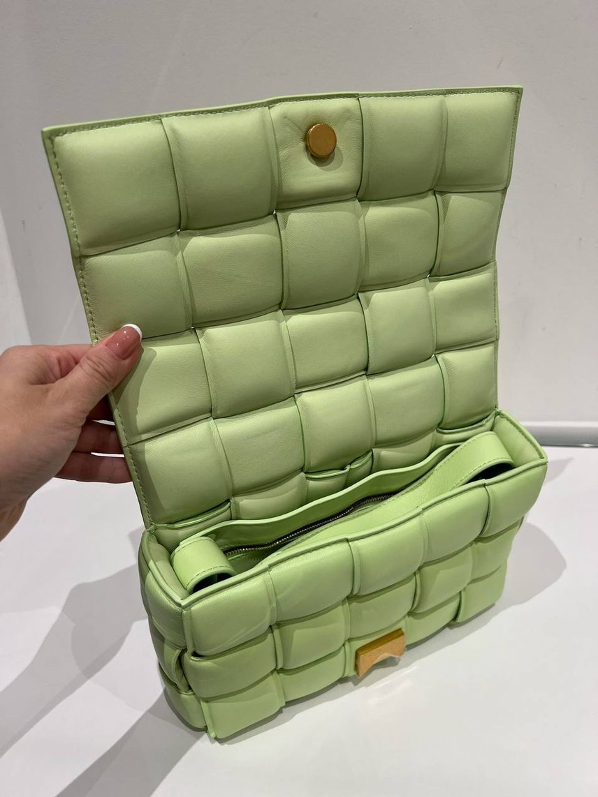 BOTTEGA VENETA Clutch bags side view - Women's luxury Bags
