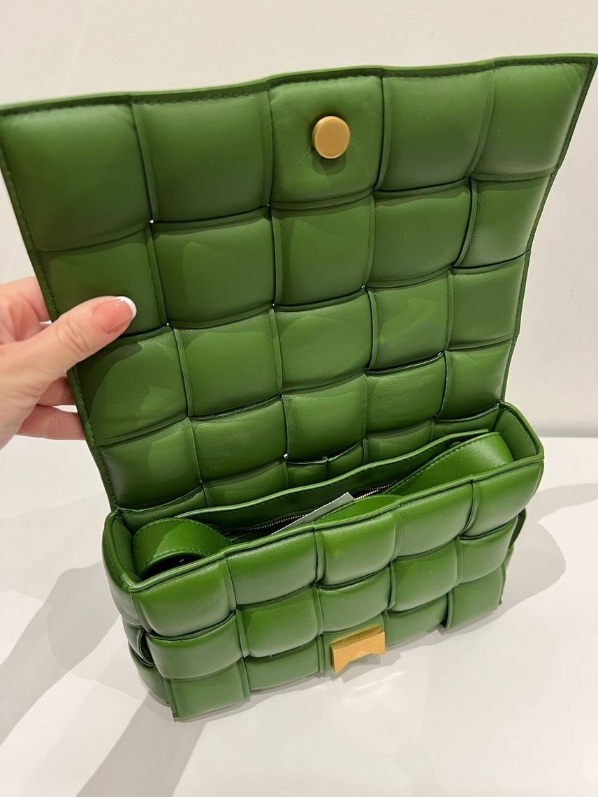 BOTTEGA VENETA Clutch bags side view - Women's luxury Bags
