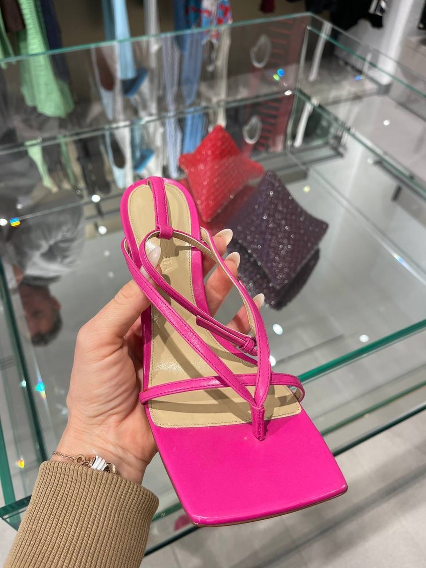 BOTTEGA VENETA Sandals front view - Women's luxury Shoes