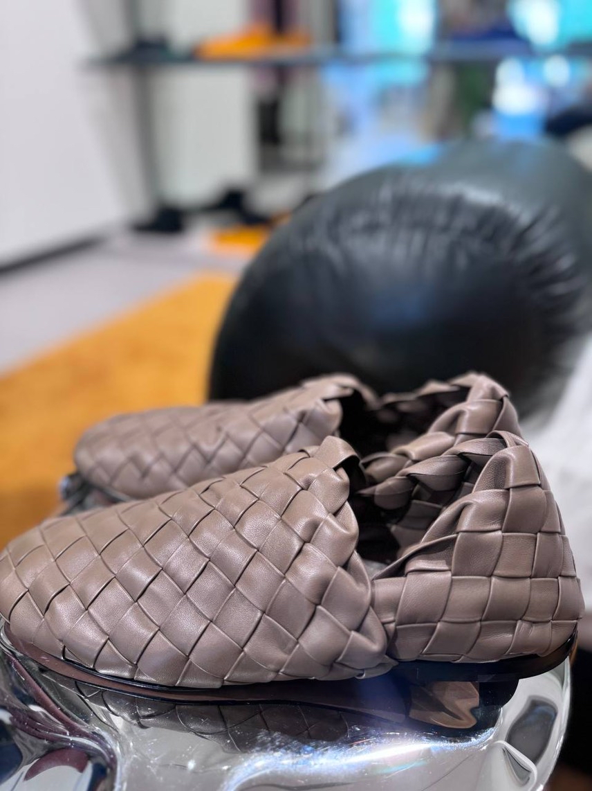 BOTTEGA VENETA Moccasins front view - Men's luxury Shoes
