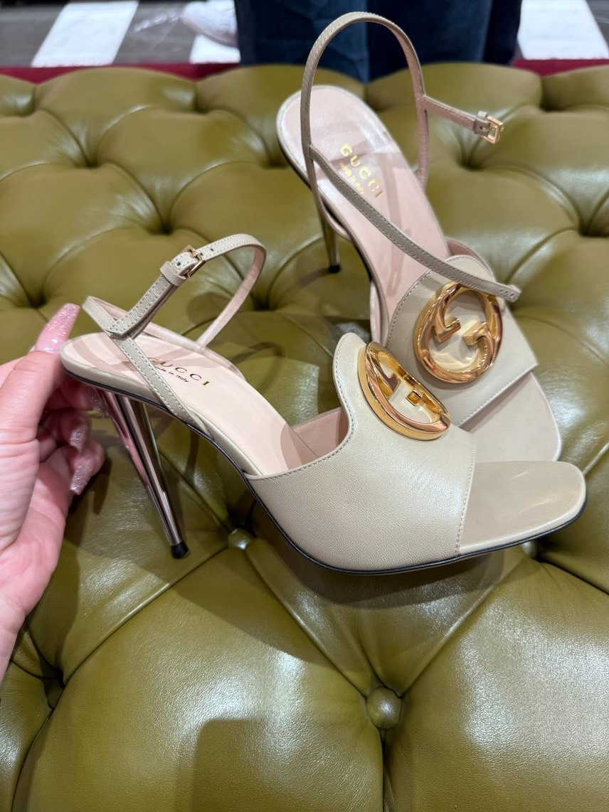 GUCCI Sandals front view - Women's luxury Shoes