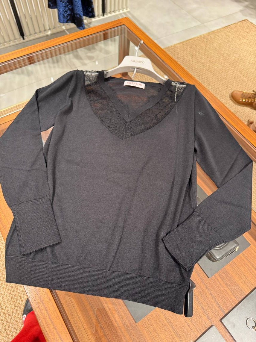 VALENTINO GARAVANI Knitwear front view - Women's luxury Clothes