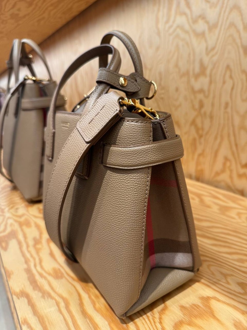 BURBERRY Crossbody bags side view - Women's luxury Bags