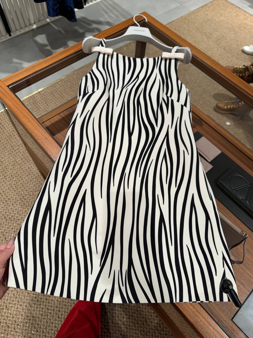 VALENTINO GARAVANI Dresses front view - Women's luxury Clothes
