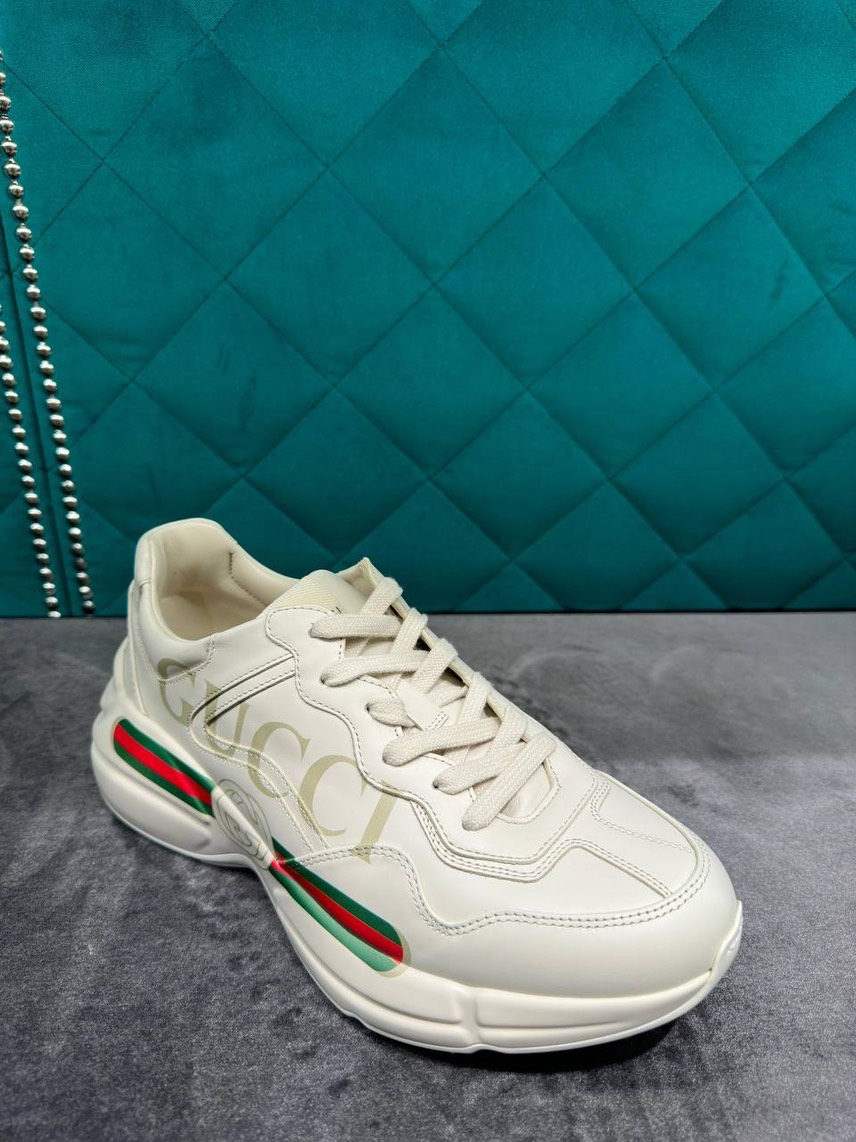 GUCCI Sneakers front view - Men's luxury Shoes