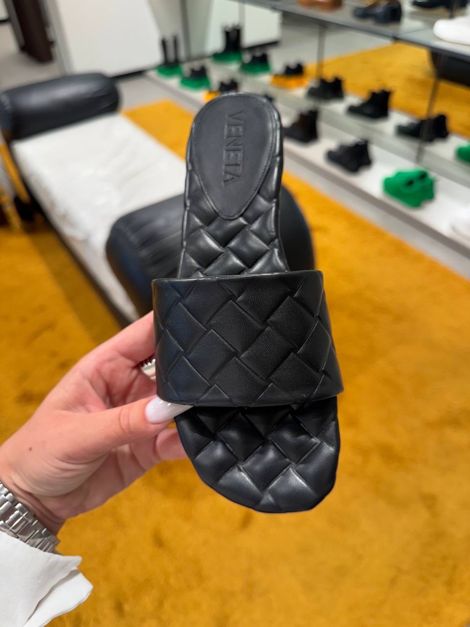 BOTTEGA VENETA Slides side view - Women's luxury Shoes