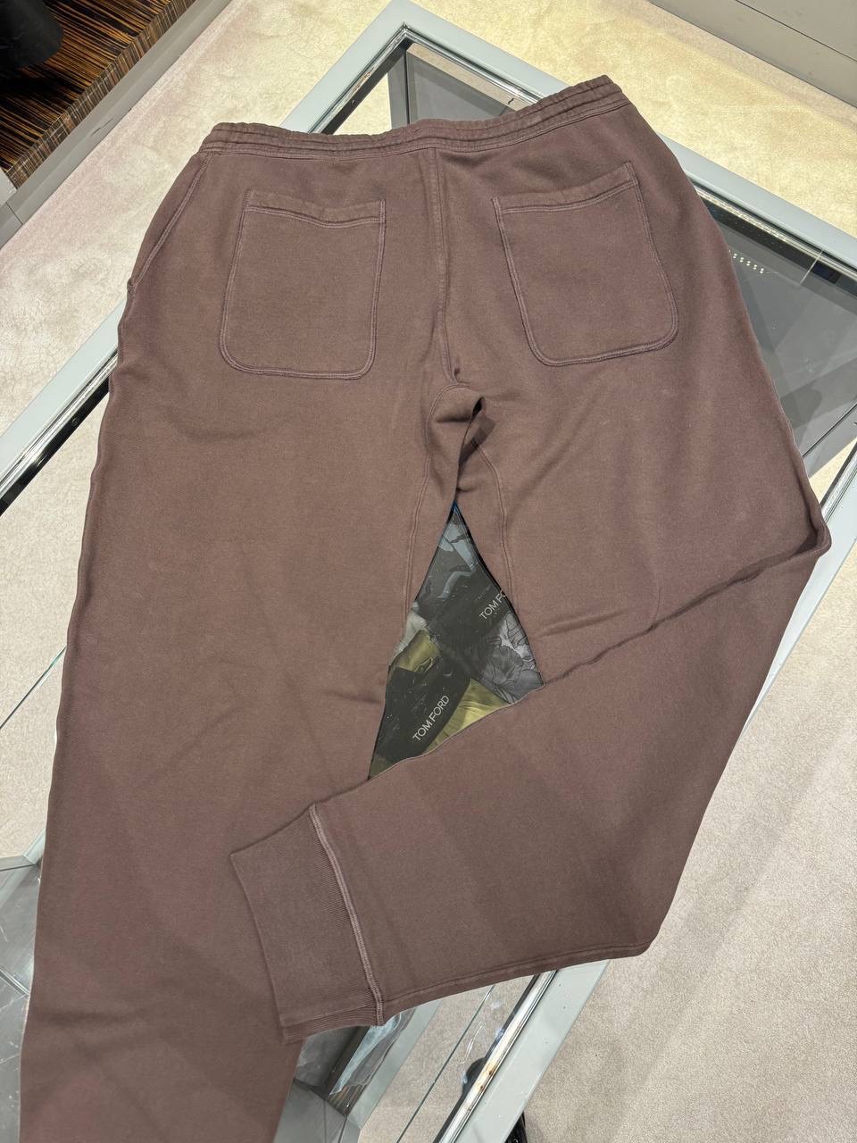 TOM FORD Trousers side view - Men's luxury Clothes