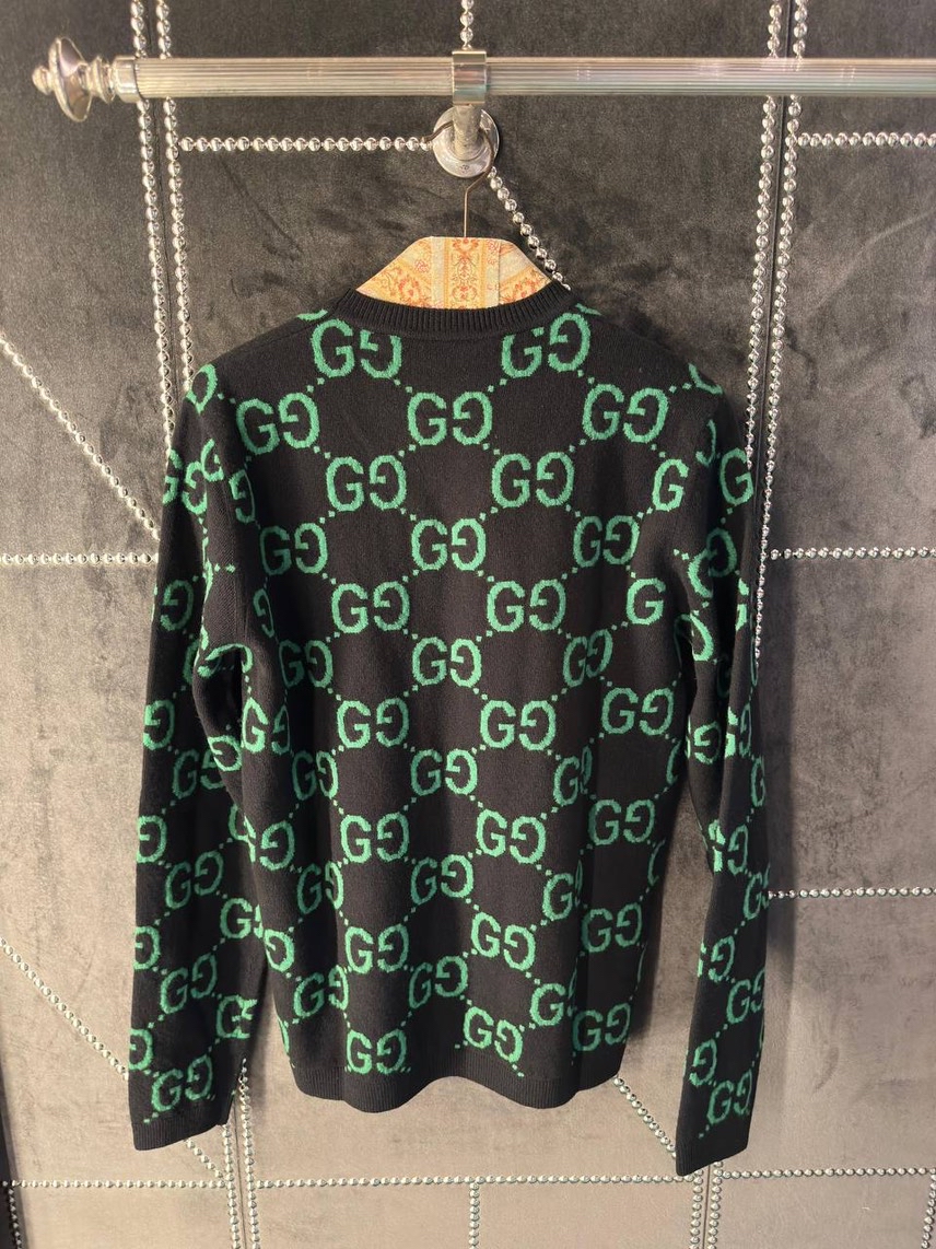 GUCCI Knitwear side view - Men's luxury Clothes
