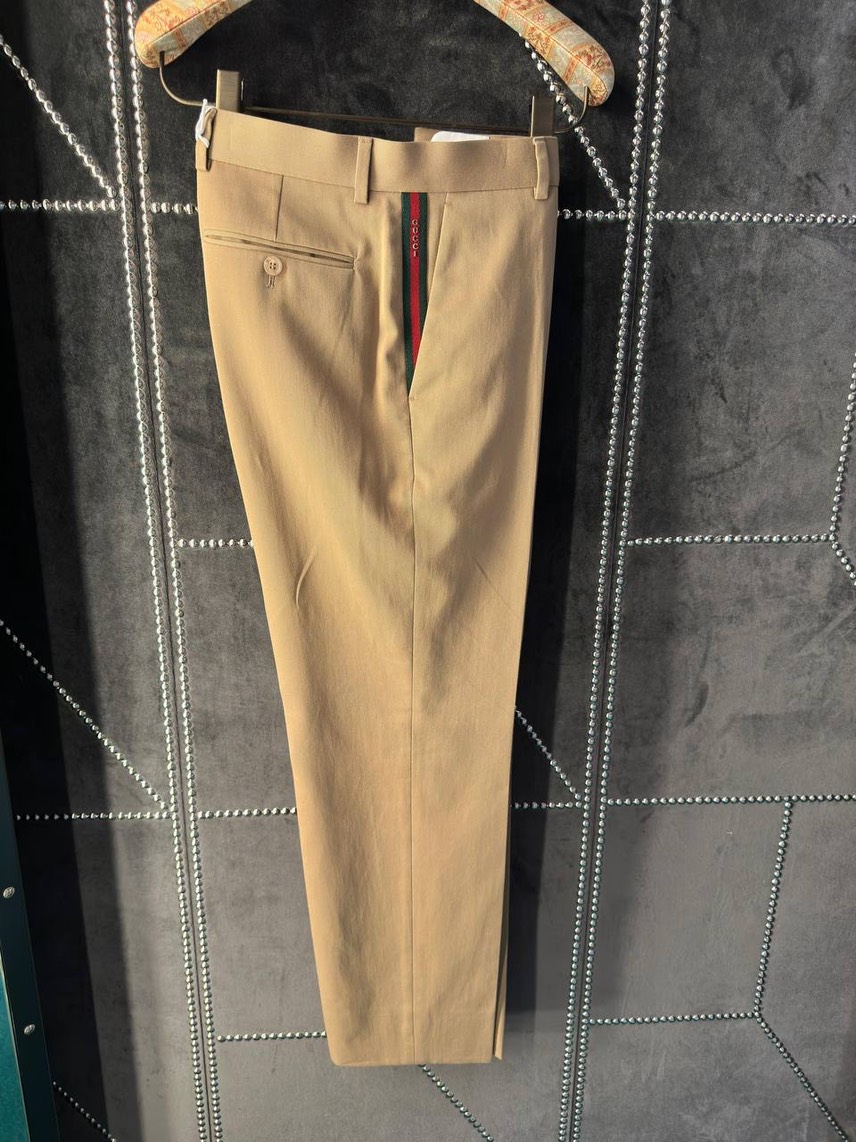 GUCCI Trousers side view - Men's luxury Clothes