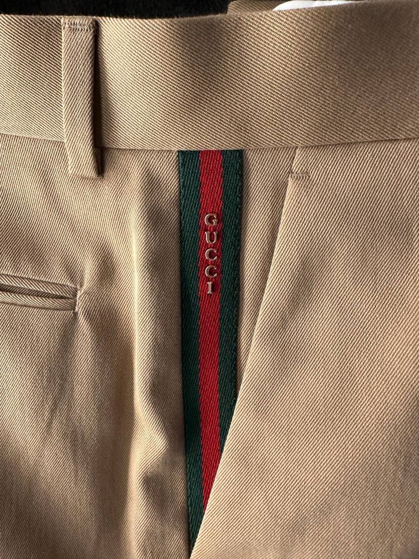 GUCCI Trousers side view - Men's luxury Clothes