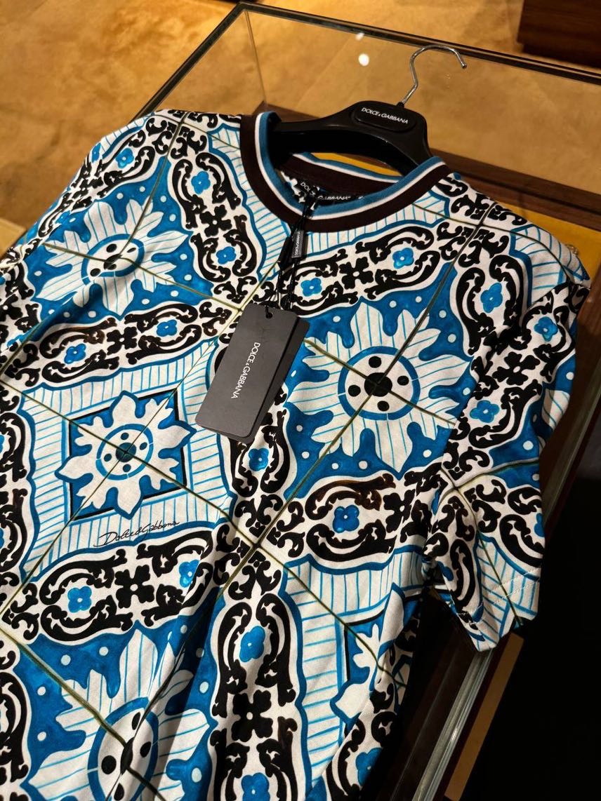 DOLCE & GABBANA T-shirt and Polo side view - Men's luxury Clothes