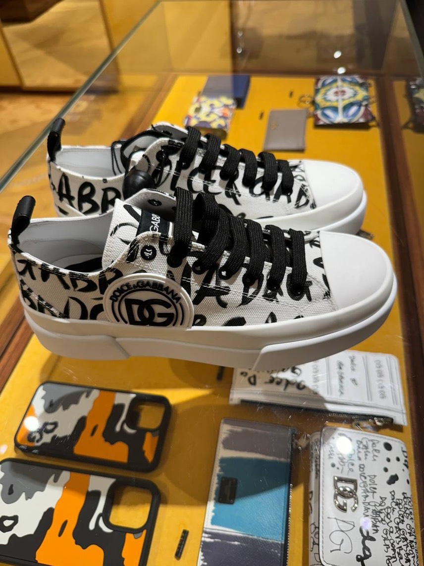 DOLCE & GABBANA Sneakers front view - Men's luxury Shoes