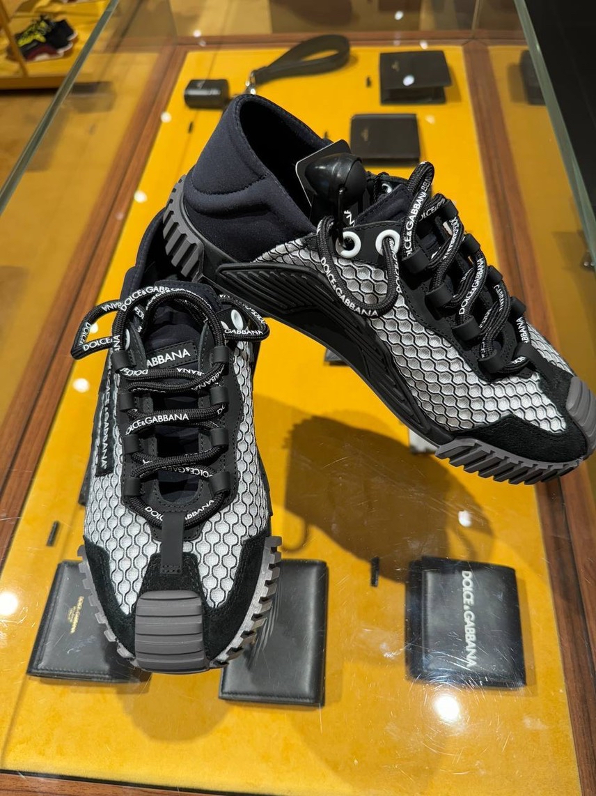 DOLCE & GABBANA Sneakers front view - Men's luxury Shoes
