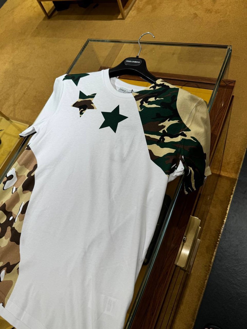 DOLCE & GABBANA T-shirt and Polo side view - Men's luxury Clothes