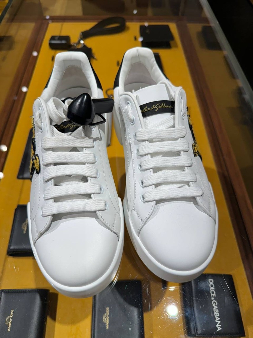 DOLCE & GABBANA Sneakers side view - Men's luxury Shoes