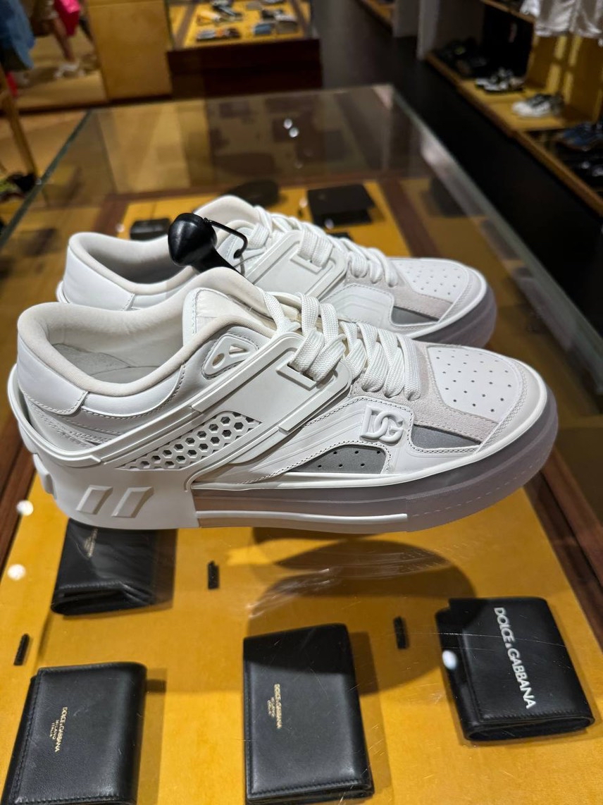DOLCE & GABBANA Sneakers front view - Men's luxury Shoes