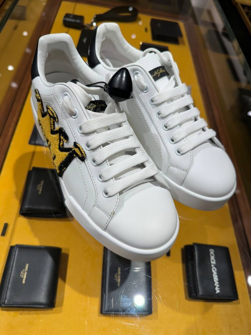 DOLCE & GABBANA Sneakers side view - Men's luxury Shoes