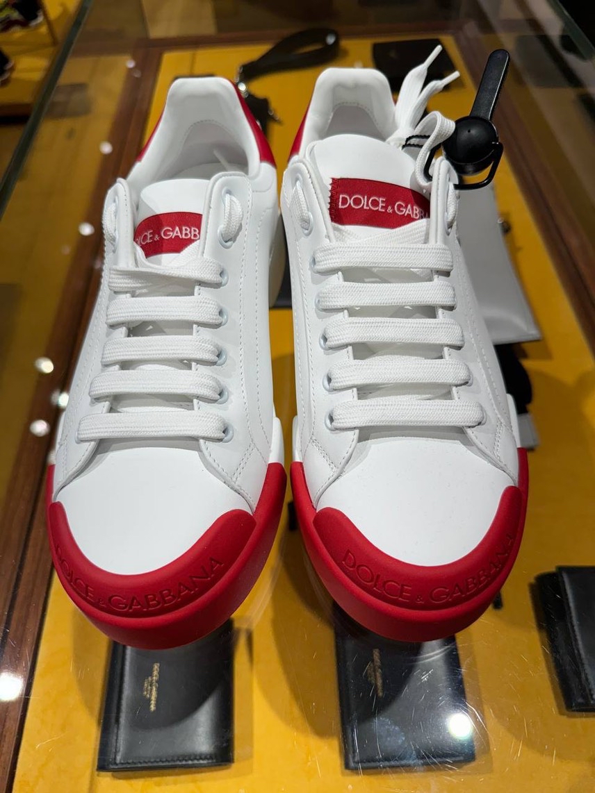 DOLCE & GABBANA Sneakers side view - Men's luxury Shoes