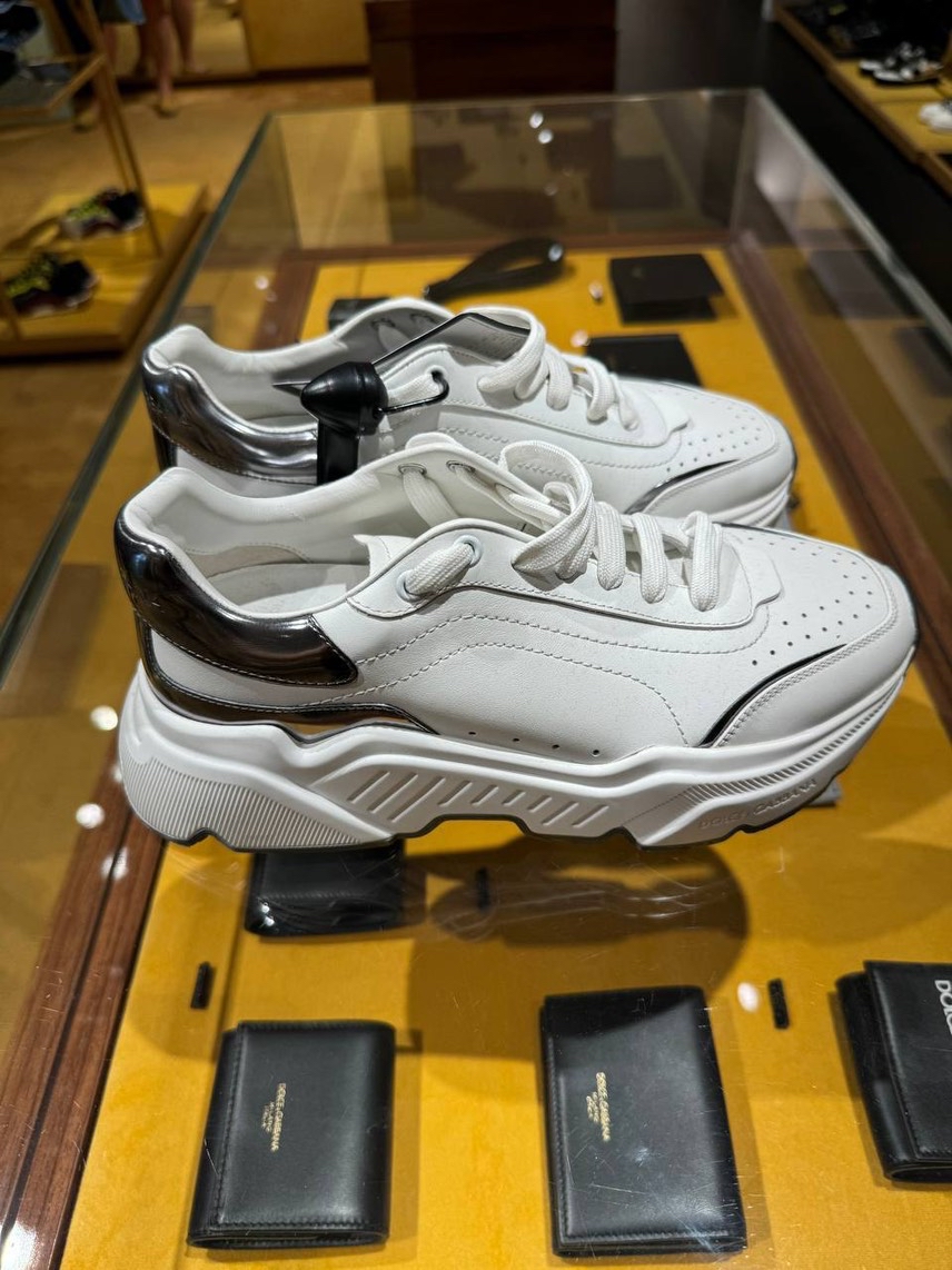 DOLCE & GABBANA Sneakers front view - Men's luxury Shoes