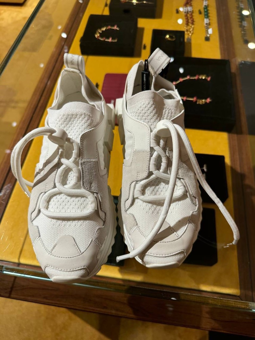 DOLCE & GABBANA Sneakers side view - Men's luxury Shoes