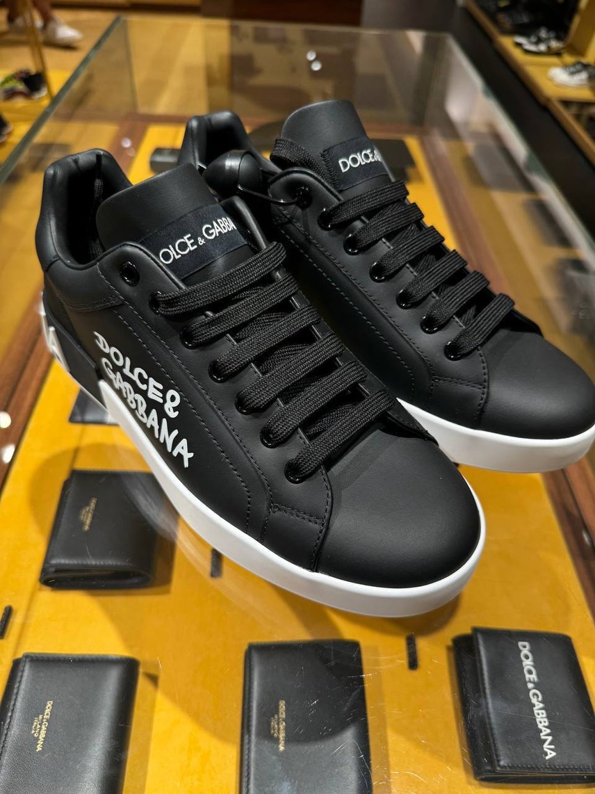 DOLCE & GABBANA Sneakers side view - Men's luxury Shoes