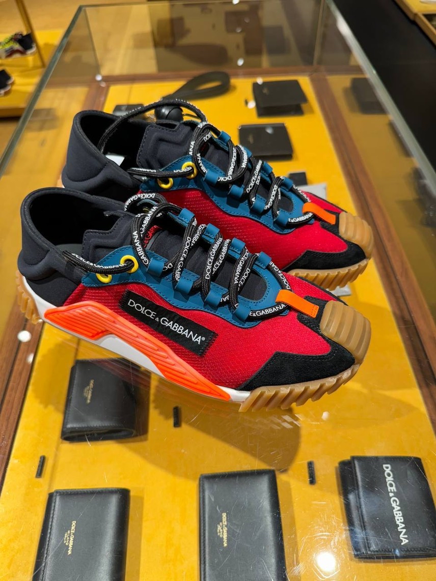 DOLCE & GABBANA Sneakers side view - Men's luxury Shoes