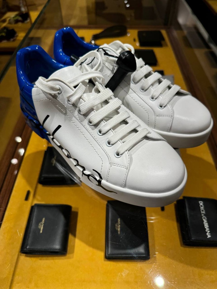DOLCE & GABBANA Sneakers side view - Men's luxury Shoes