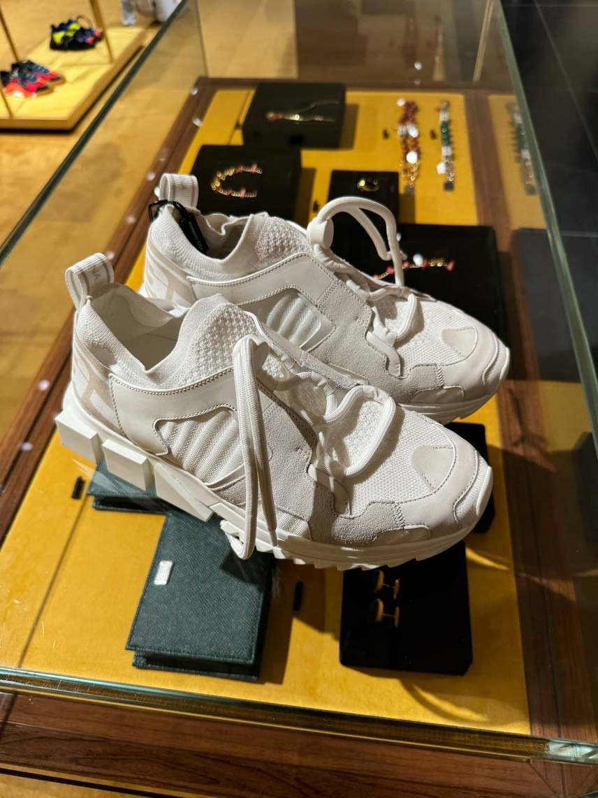 DOLCE & GABBANA Sneakers side view - Men's luxury Shoes