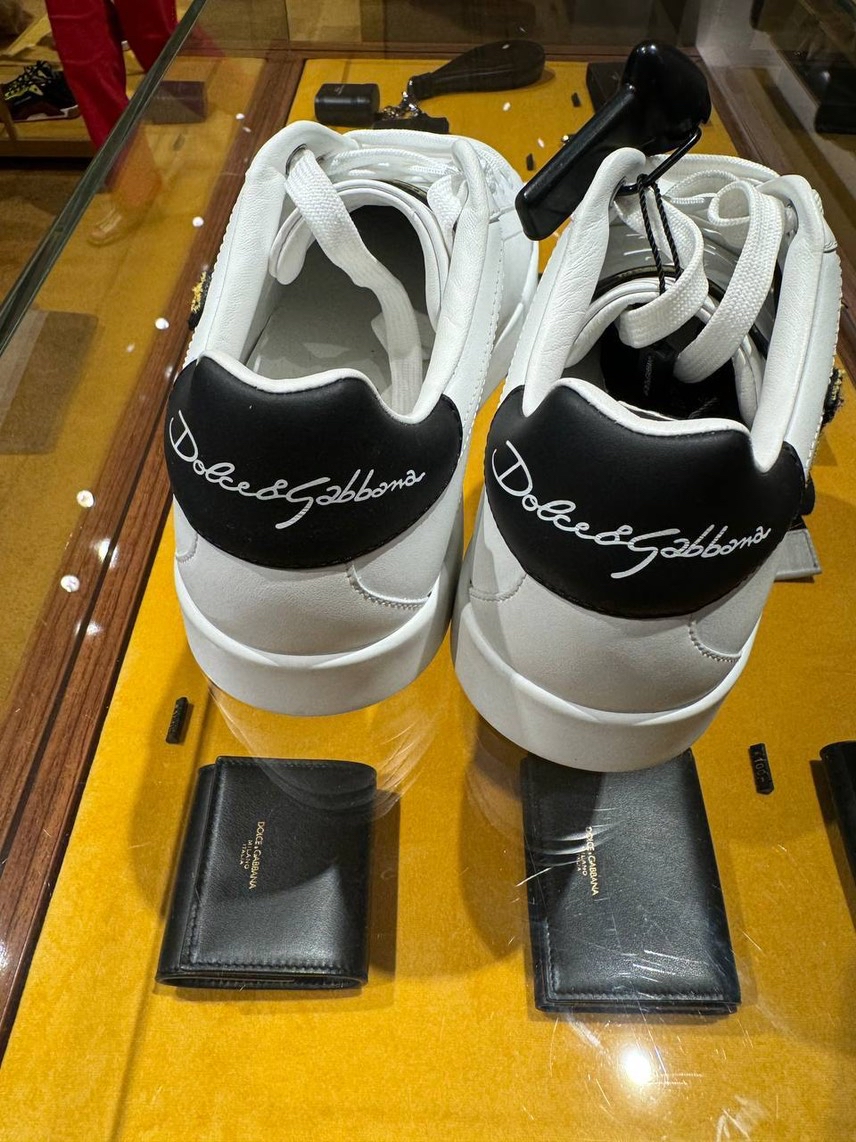 DOLCE & GABBANA Sneakers side view - Men's luxury Shoes