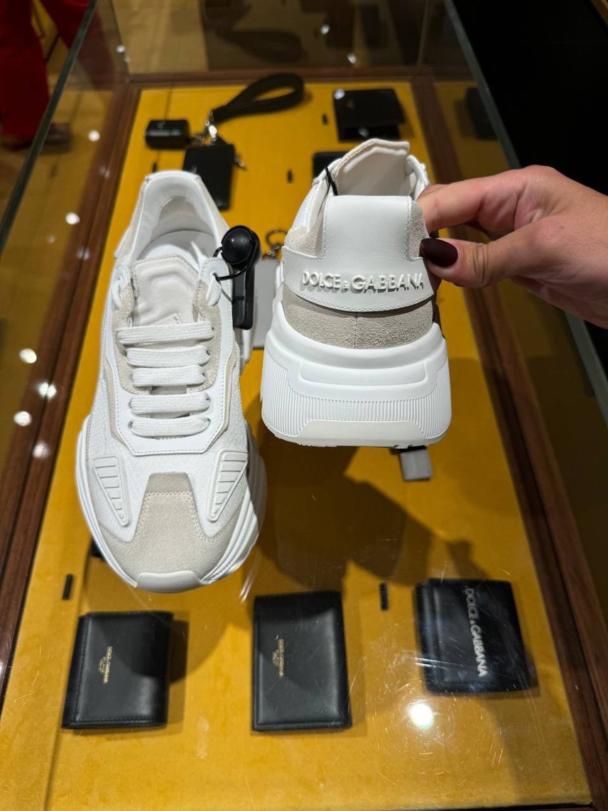 DOLCE & GABBANA Sneakers side view - Men's luxury Shoes