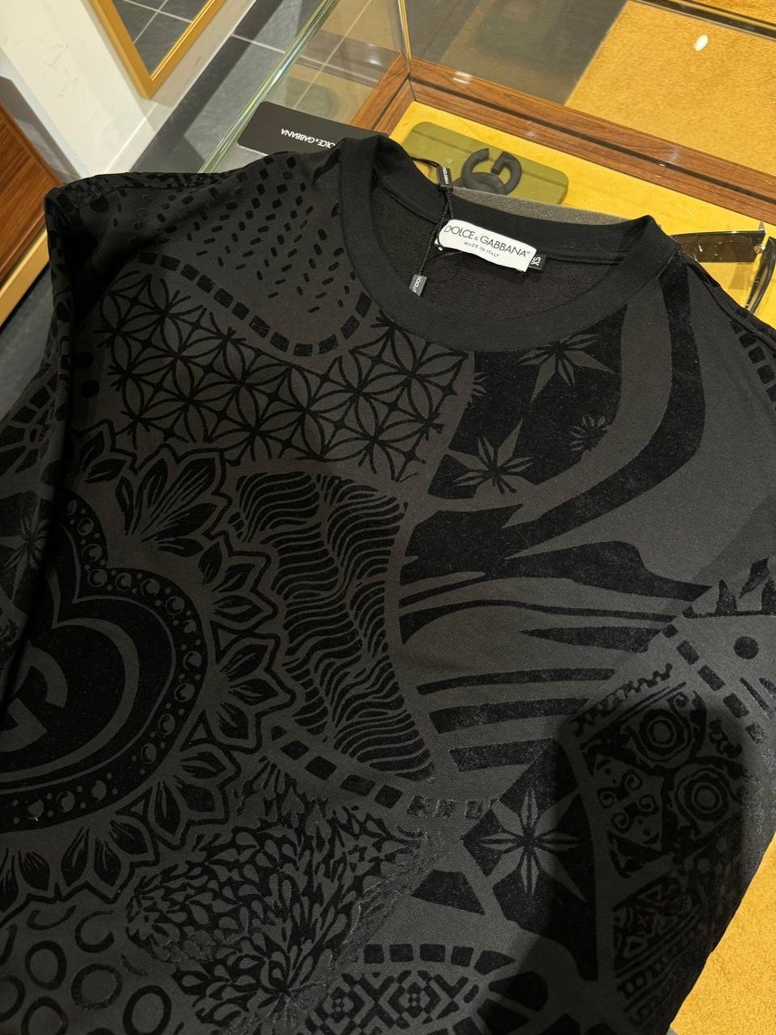 DOLCE & GABBANA Knitwear side view - Men's luxury Clothes