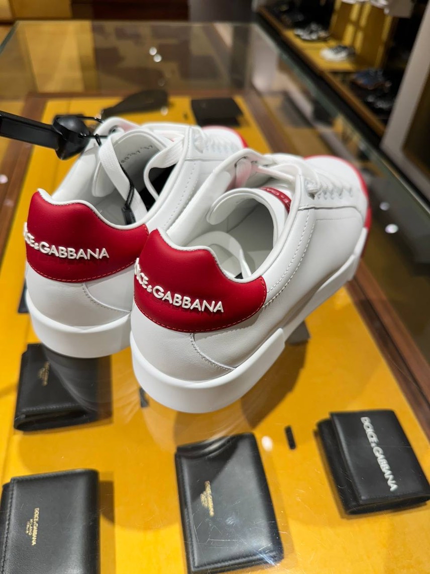 DOLCE & GABBANA Sneakers side view - Men's luxury Shoes