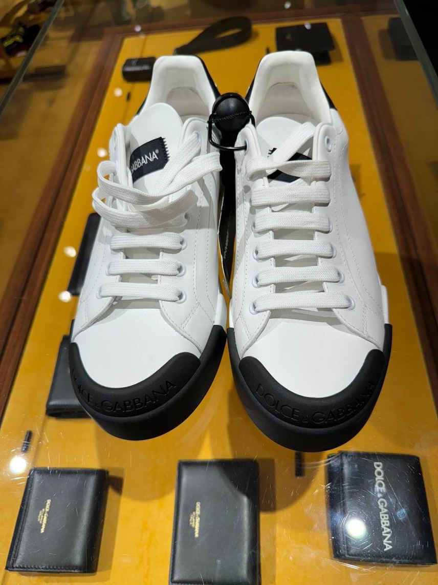 DOLCE & GABBANA Sneakers side view - Men's luxury Shoes