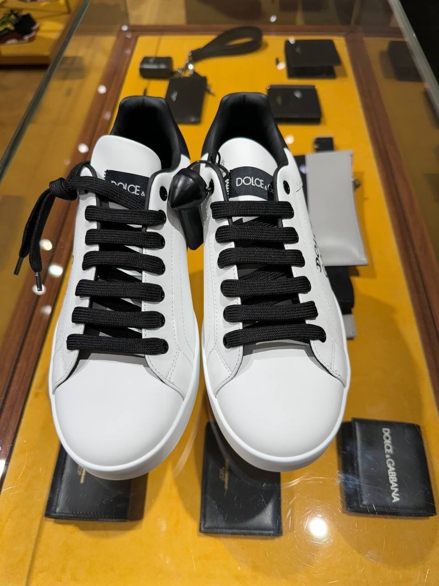 DOLCE & GABBANA Sneakers side view - Men's luxury Shoes
