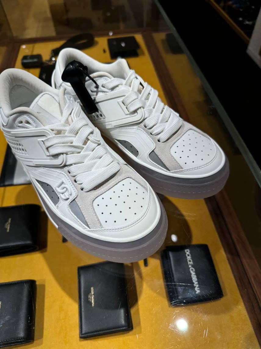 DOLCE & GABBANA Sneakers side view - Men's luxury Shoes