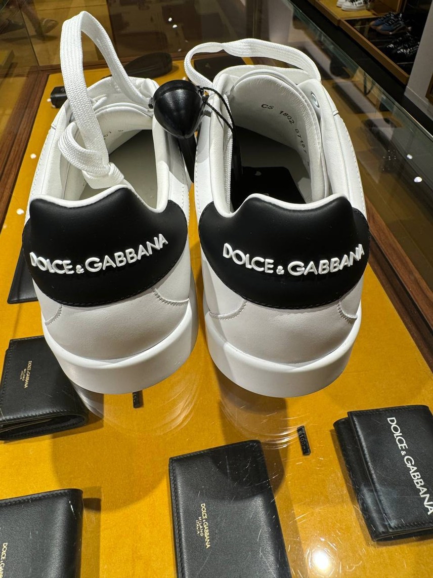 DOLCE & GABBANA Sneakers side view - Men's luxury Shoes